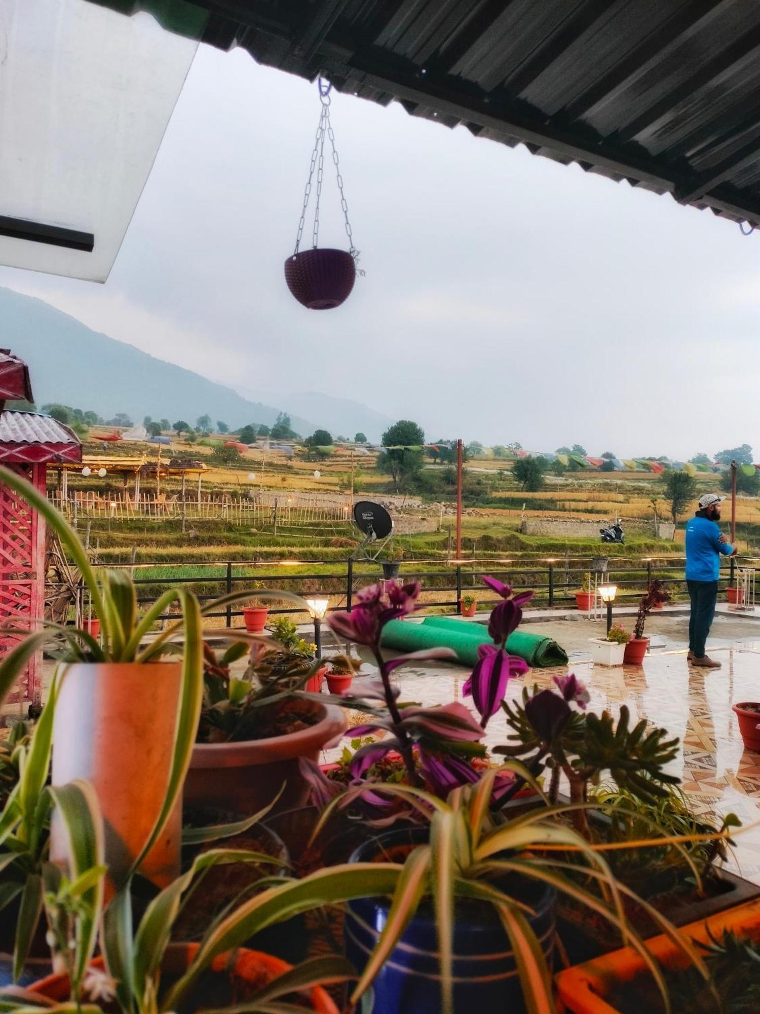 Raahi Stay, Landing Site Bir - Stay & Cafe Dış mekan fotoğraf